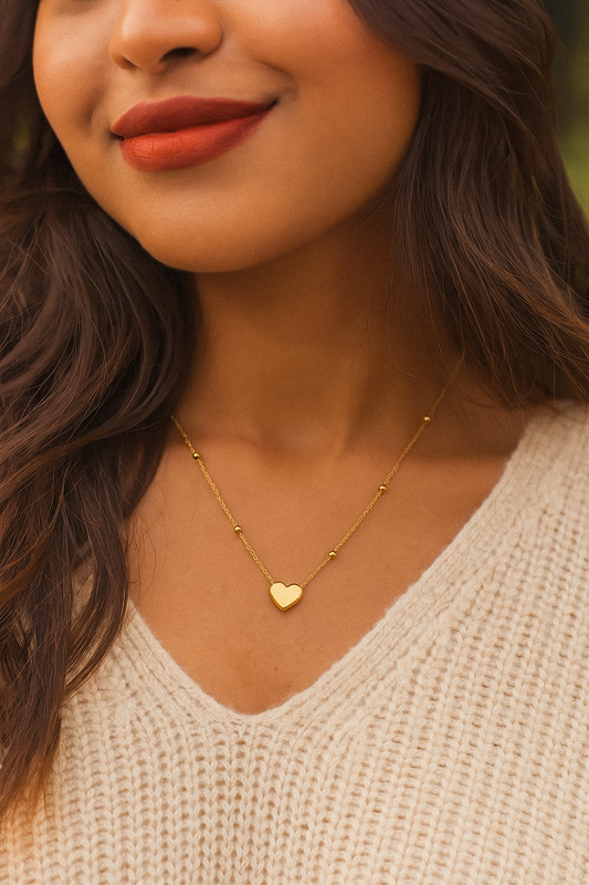 Cute Little Hearts Charm Sleek Necklace For Women