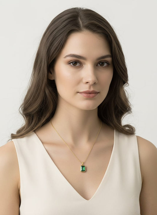 Classic Emerald Green Stone Necklace For Women